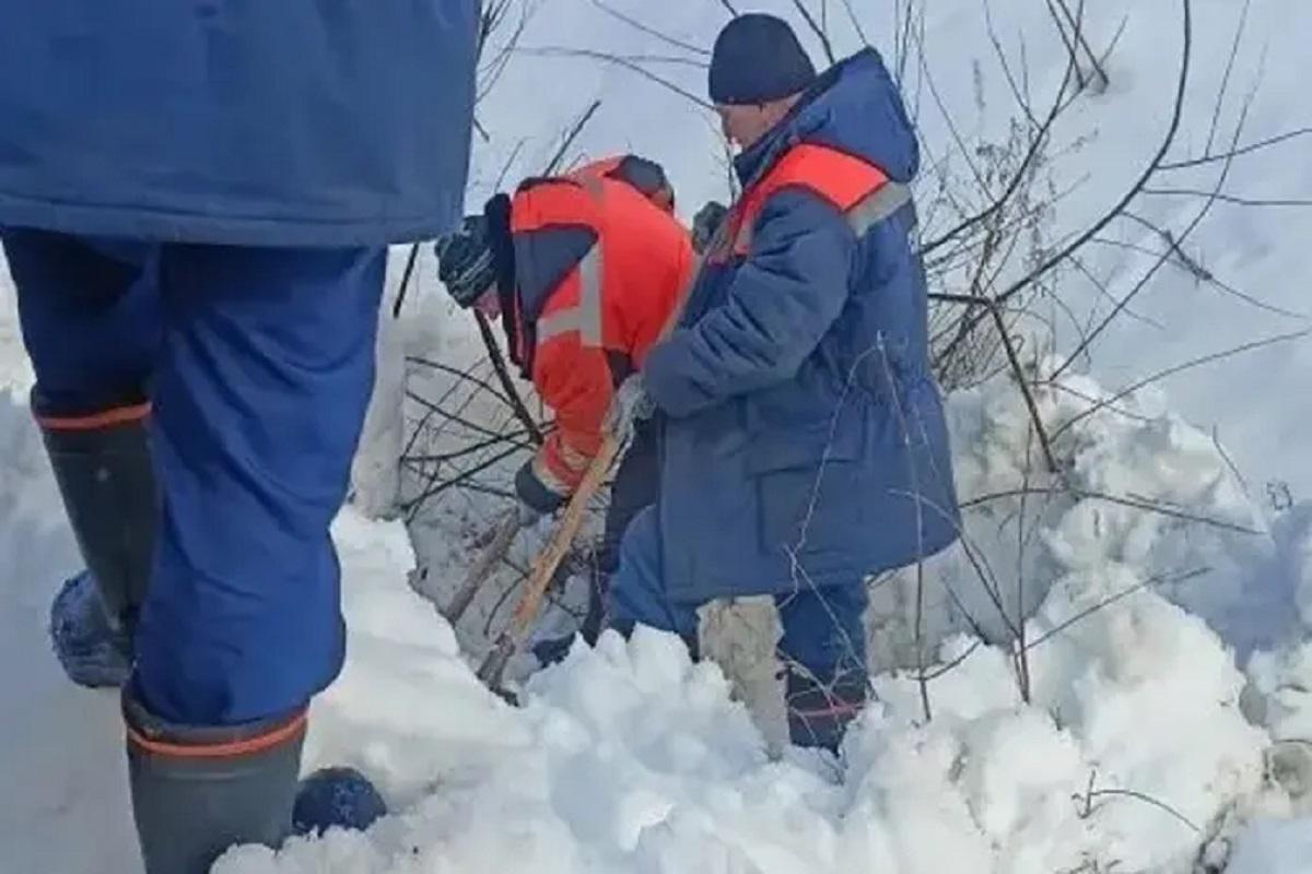 В Саранске приступили к очистке ливневок и колодцев