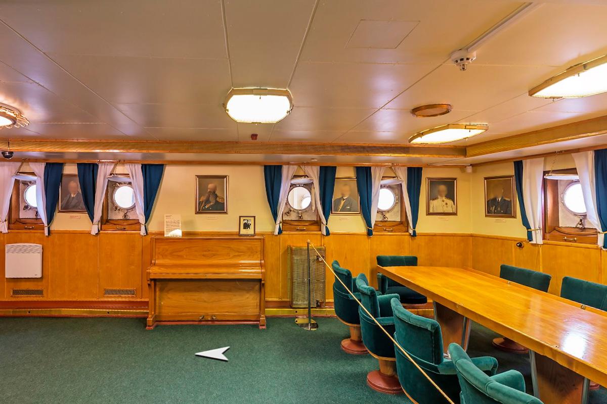 Заксобрание Петербурга рассмотрит проект об освобождении плавучих музеев от налогов