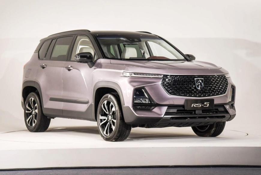 В Китае в продажу поступил новый кроссовер Baojun RS-5