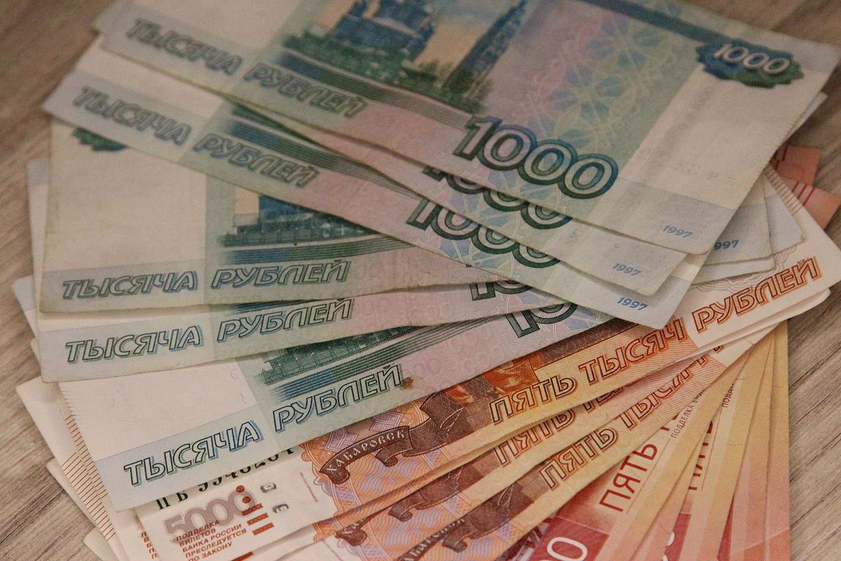 В Курганской области средняя зарплата приблизилась к 70 тысячам рублей