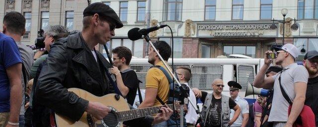 В Петербурге обсудили законопроект об уличных музыкантах