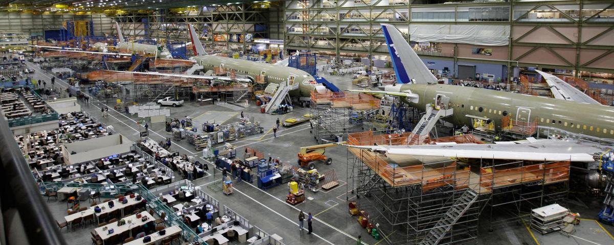 Заказы самолетов Boeing упали почти в шесть раз