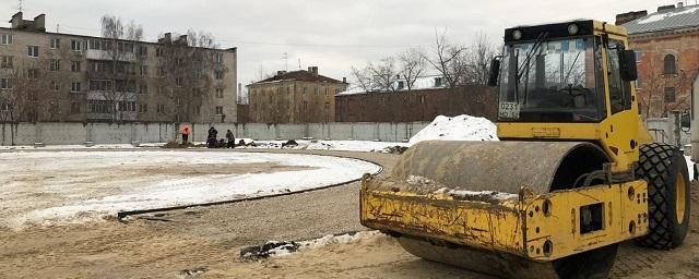 В Дзержинске строят ФОК открытого типа