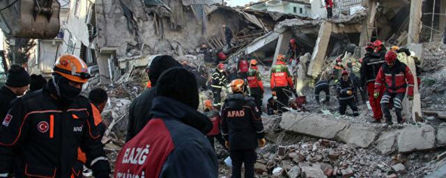 При землетрясении в Турции пострадали 50 человек