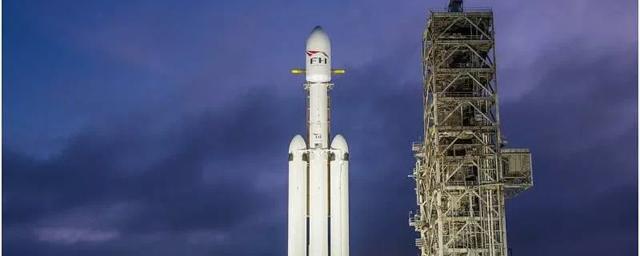 На орбиту запущена ракета-носитель SpaceX с военным спутником связи США