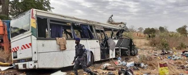 В Сенегале в результате столкновения двух автобусов погибли 39 человек, объявлен национальный траур