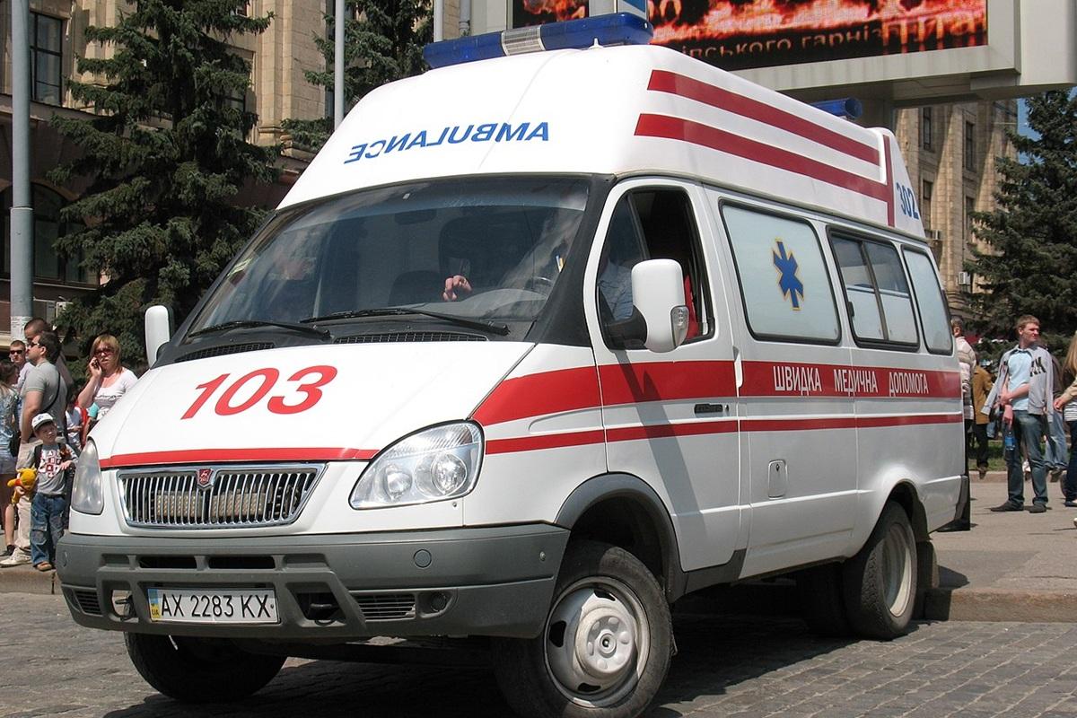 В Старой Руссе подросток ударил ножом в живот своего ровесника