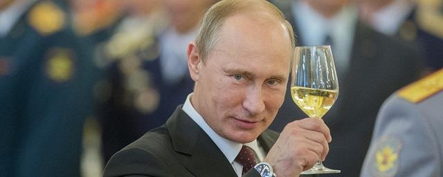 Песков: Путин 2,5 часа принимал поздравления от зарубежных политиков