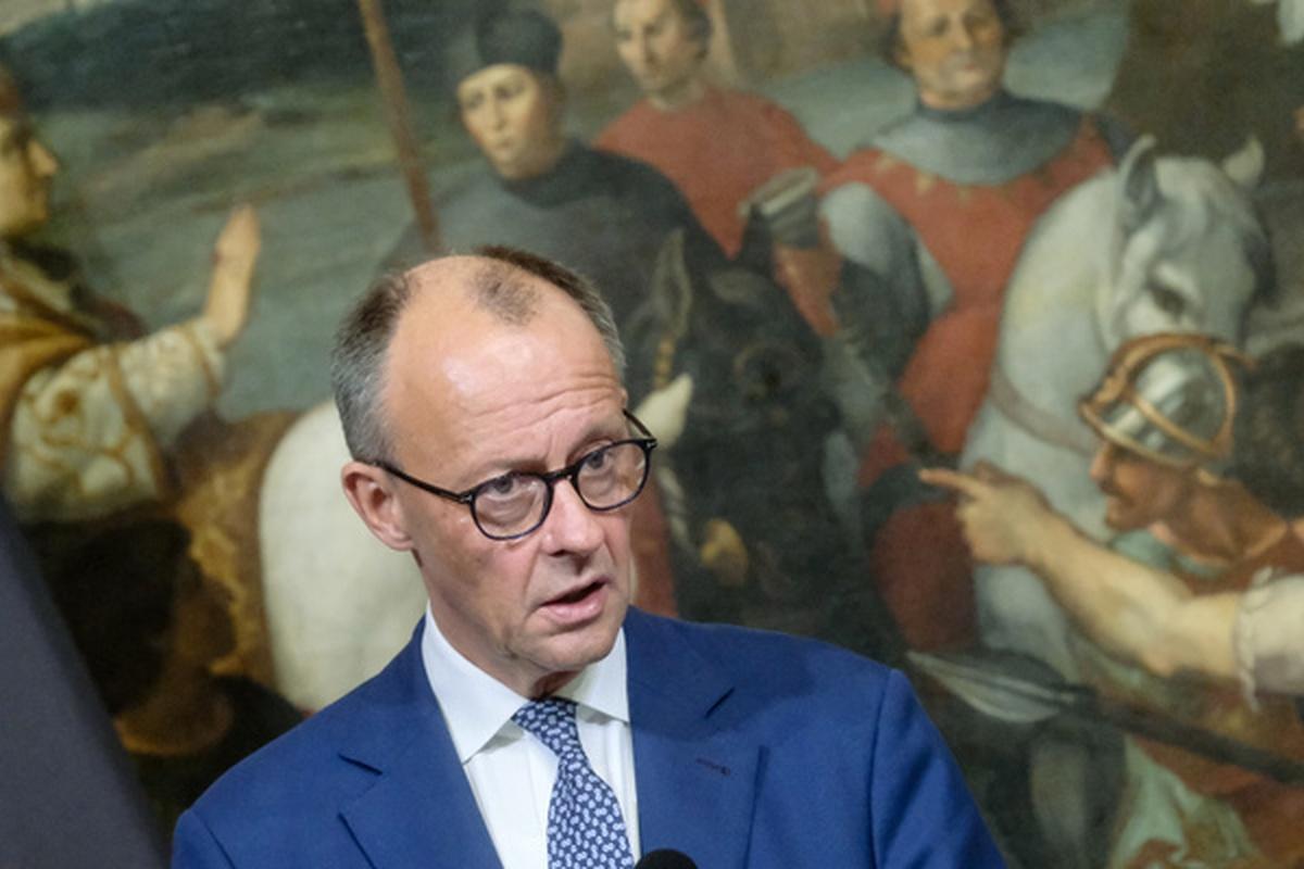 Мерц хочет «перехватить» Трампа перед его разговором с Путиным