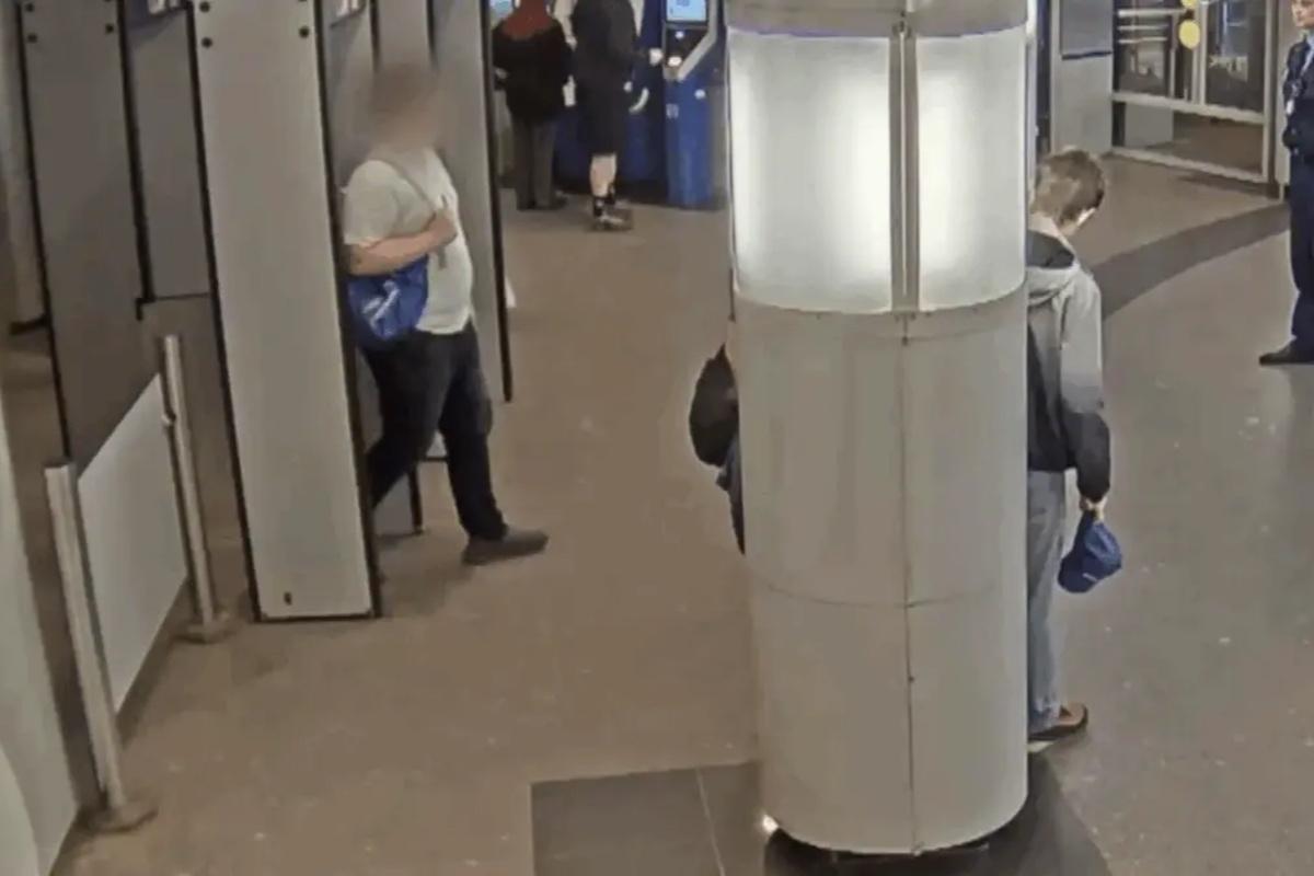 Раскрыты детали дела студента с бомбой в метро Петербурга