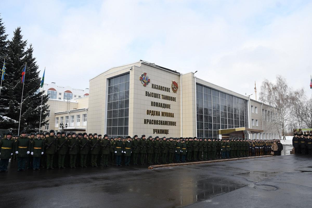 Казанское высшее военно казанское училище. Казанское танковое военное училище.