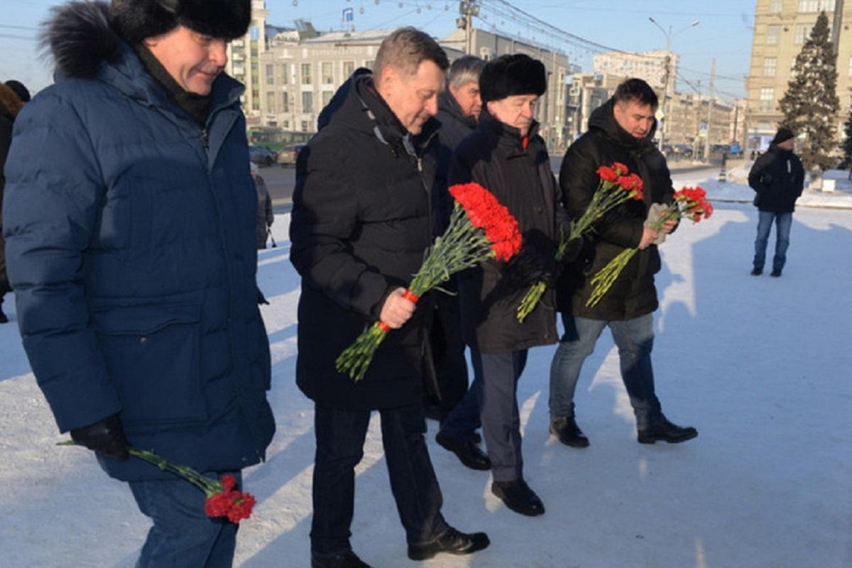 Экс-мэр Новосибирска впервые поучаствовал в памятном мероприятии с момента своей отставки