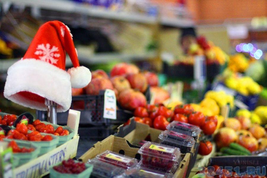 Экономист Черников рассказал, какие товары потребительской корзины подешевеют к Новому году