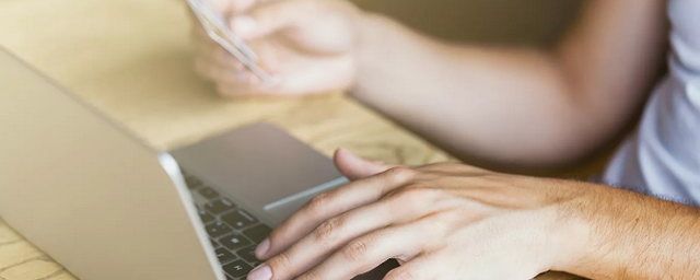 Эксперт рассказал о новом способе обмана туристов мошенниками