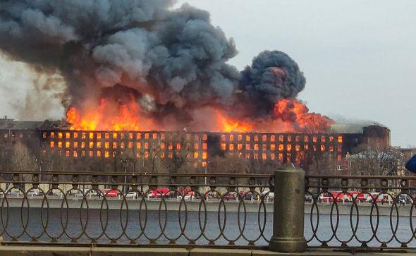 Гендиректору «Невской мануфактуры» предъявят обвинение по делу о гибели спасателя при пожаре