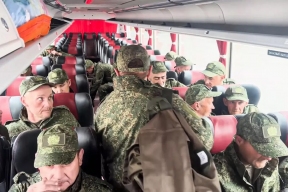 Военнослужащие из Челябинской области вернулись домой из украинского плена