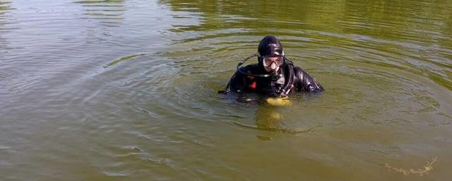 В Калуге водолазы начали очистку дна местного водохранилища