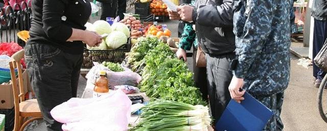 В Волгограде ликвидировали стихийный рынок возле Центробанка