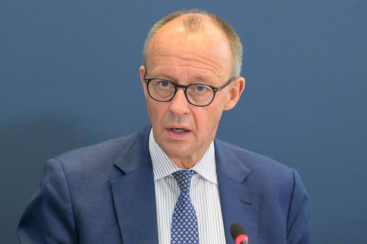 «Стратегические инвестиции» или пустые траты? Зачем Мерц заманивает Украину в альянс