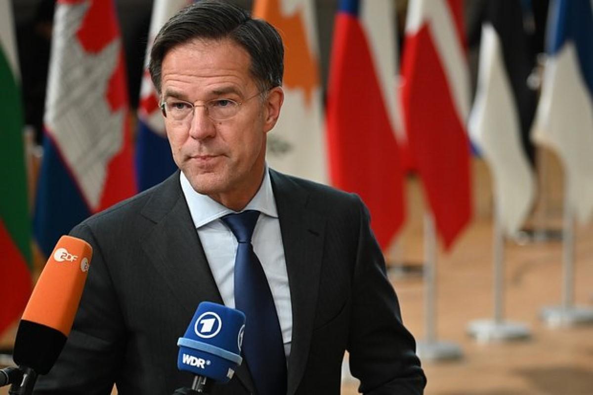 Рютте разрешит Венгрии не поддерживать Украину, если возглавит НАТО