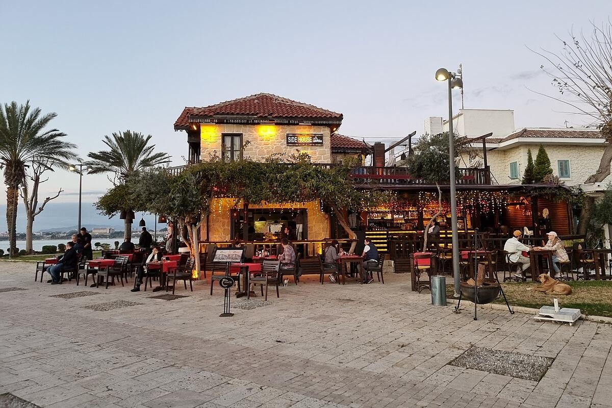 В Турции снизилась частота стычек между туристами из России и Украины