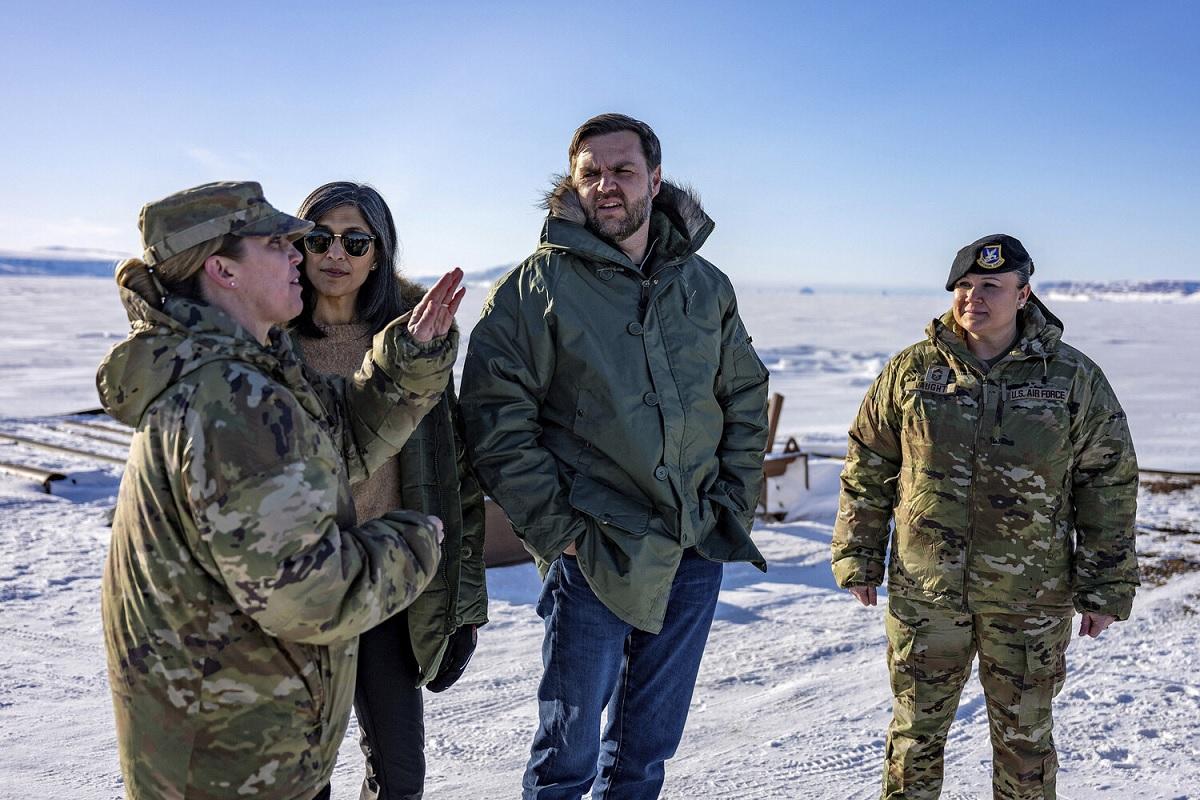 Пушков: Трамп и Вэнс запрягают коней для похода на Гренландию