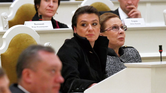 Актриса Анастасия Мельникова рассказала о размере своей депутатской зарплаты