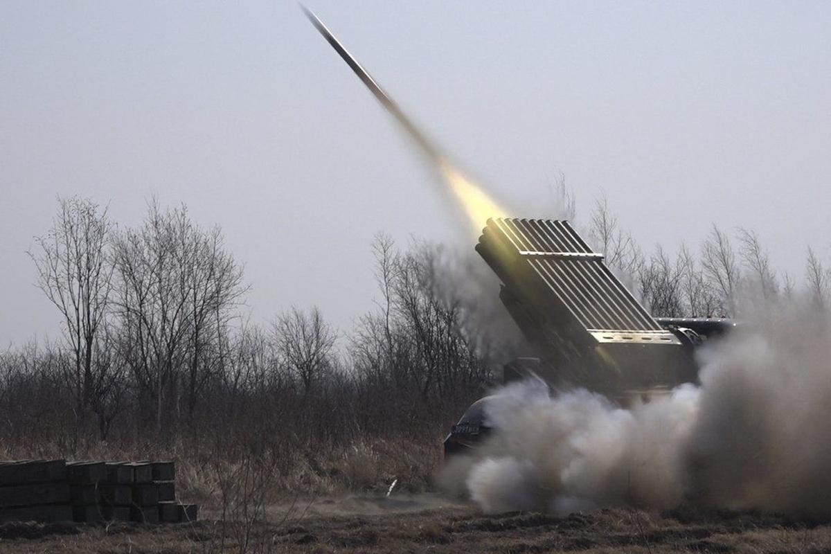 Российская артиллерия и авиация ударили по аэродромам ВСУ