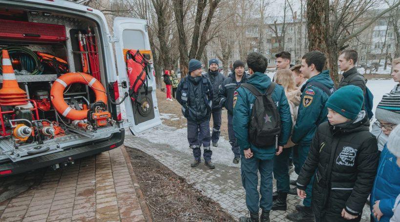 В Раменском округе на берегу озера Пионер прошло мероприятие «Школа безопасности»