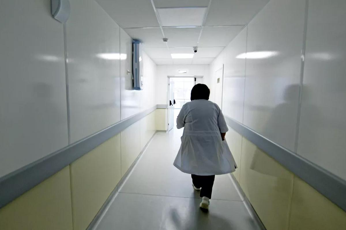 Уфимец случайно проглотил зубную щетку во время чистки зубов и был спасен хирургами