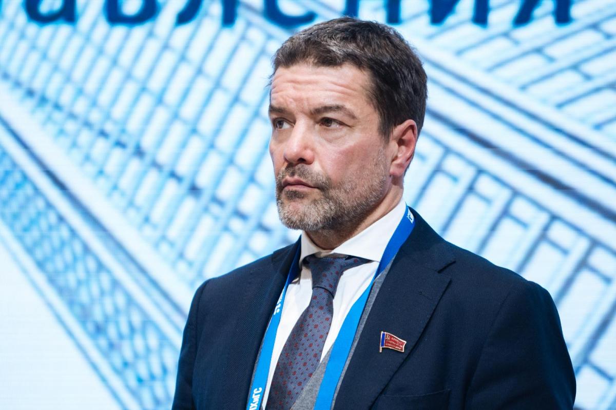 Депутат Ющенко: После блокировки звонков в мессенджерах мошенники перешли на MAX