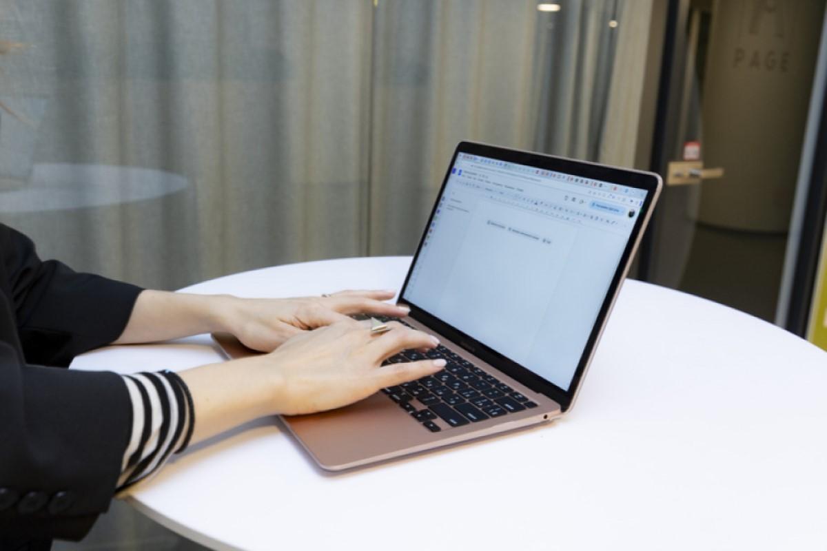 Россияне поддержали идею сократить рабочий день для женщин