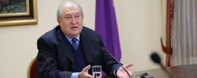 В администрации президента Армении призвали не давить на Саркисяна