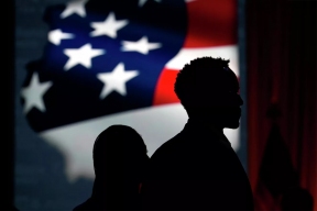 Более половины жителей Канады и Мексики считают США главной угрозой