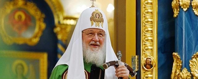 Патриарх Кирилл призвал отказаться от походов в храмы