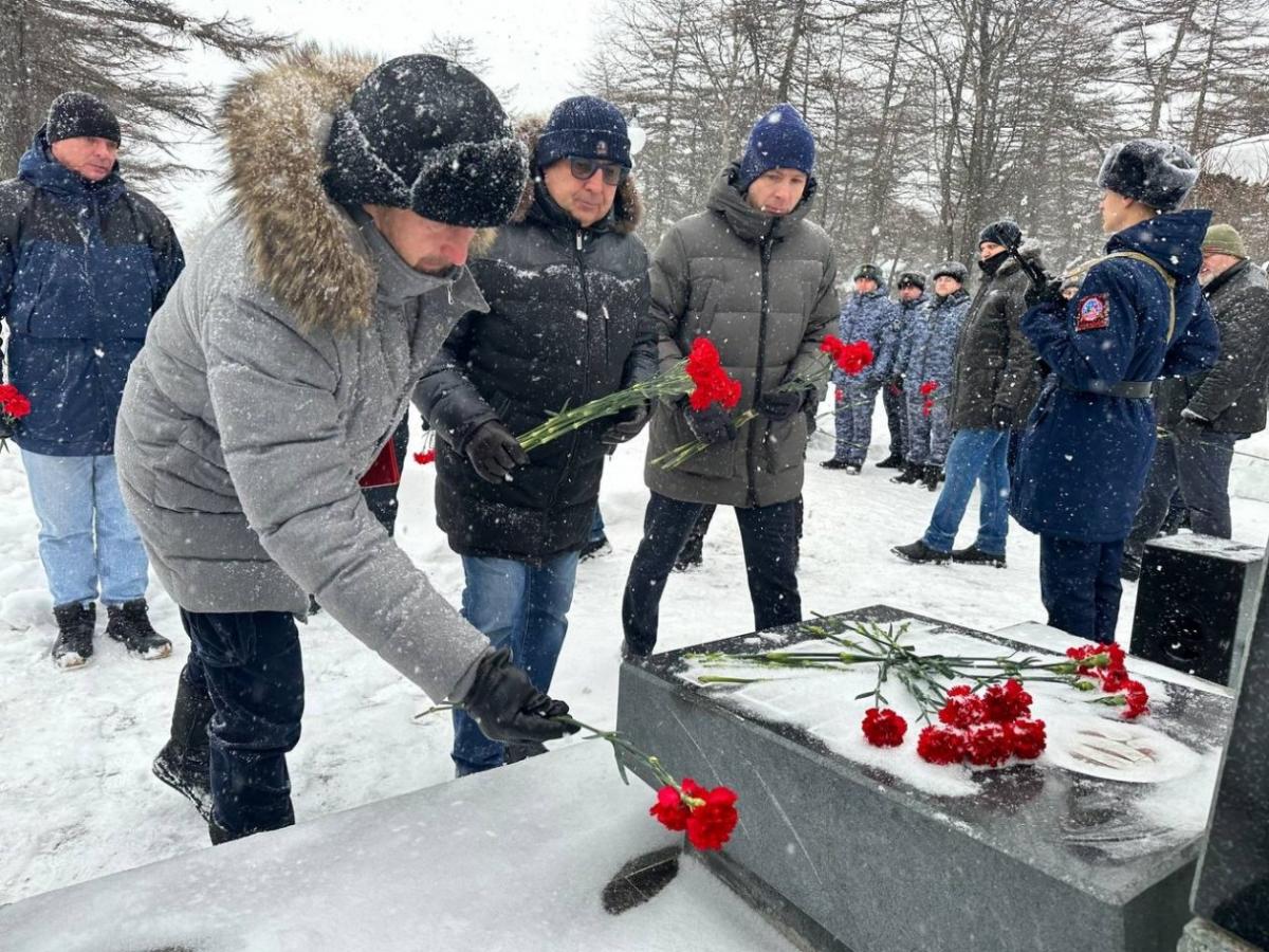 В Магадане вспомнили российских солдат, погибших в Чечне