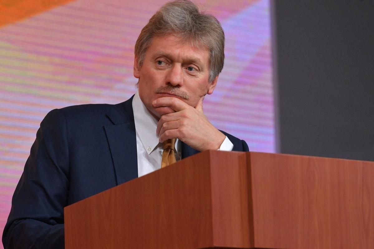 Песков объяснил, почему Зеленский не хочет пускать СМИ в «котлы»