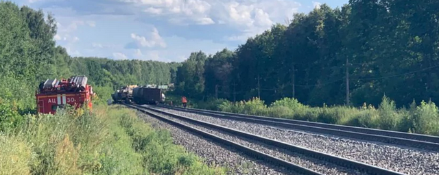 Под Тулой в результате схода вагонов грузового поезда погиб один человек