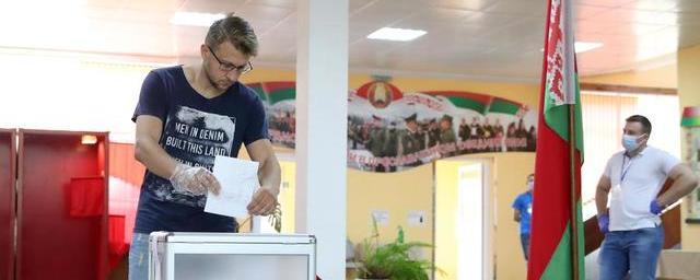 В Белоруссии началось досрочное голосование на президентских выборах
