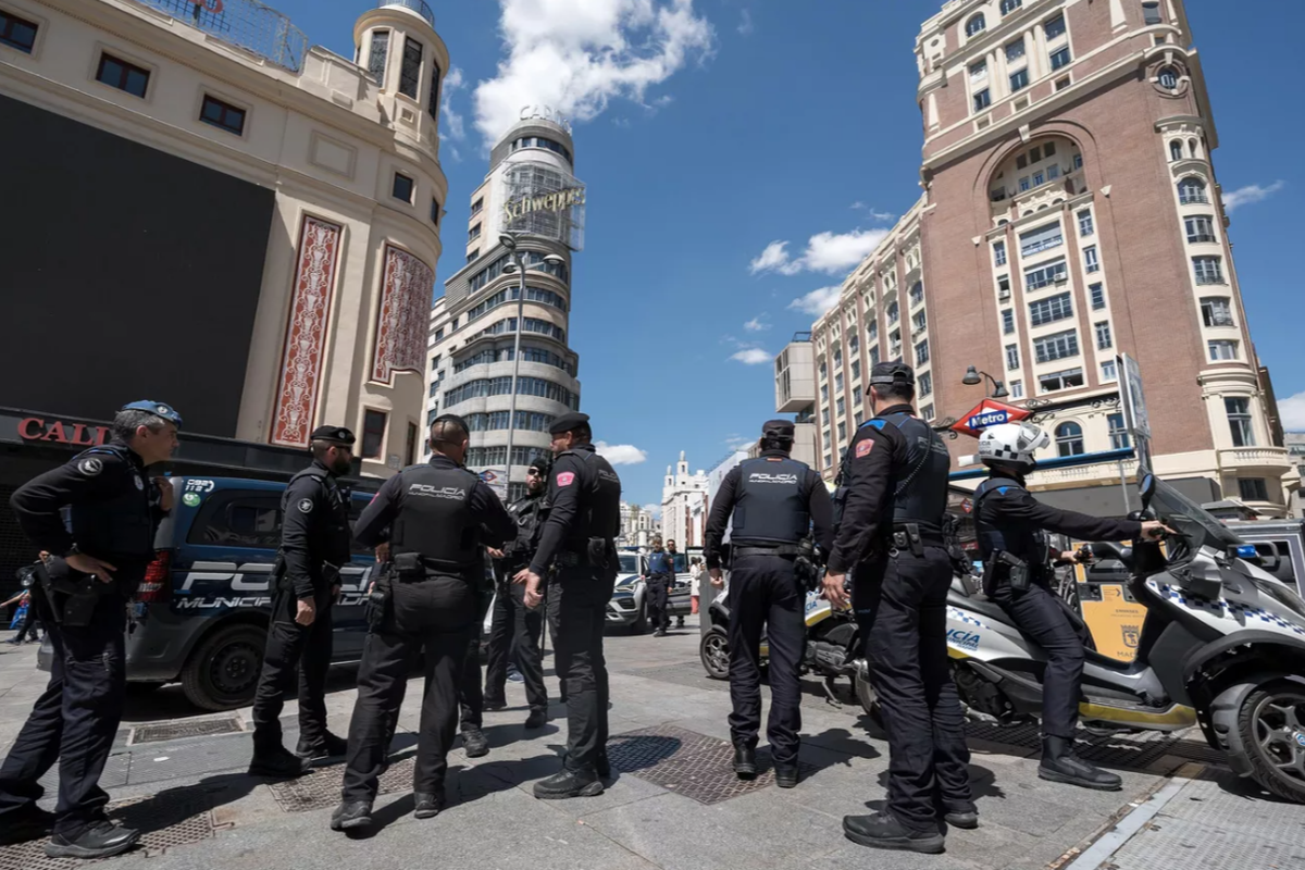 В Испании потребовали ввода войск из-за блэкаута