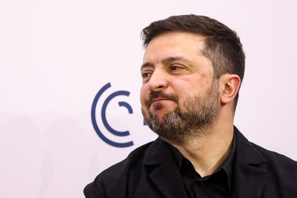 В соцсетях обсуждают передвижение колонны автомобилей Зеленского