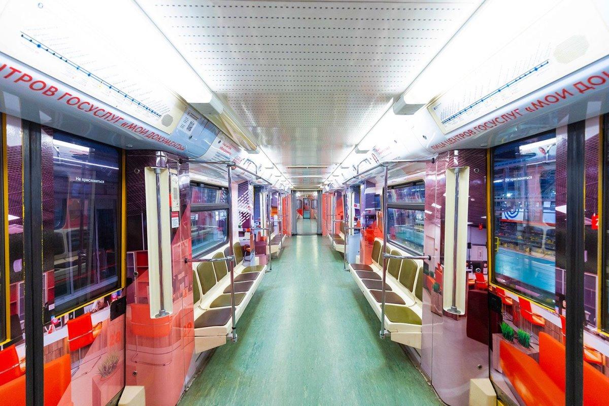 На Арбатско-Покровской линии московского метро начал курсировать тематический поезд