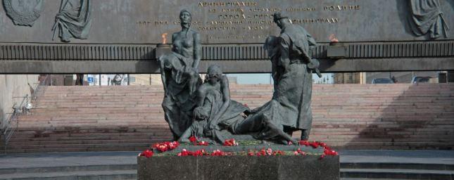 В Петербурге на площади Победы пройдет акция «Свеча памяти»