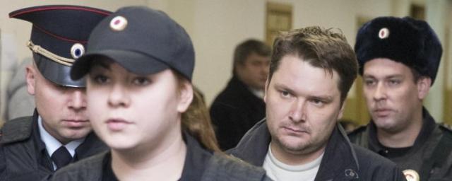 Осужденный за крушение самолета главы компании Total диспетчер Круглов освобожден по УДО
