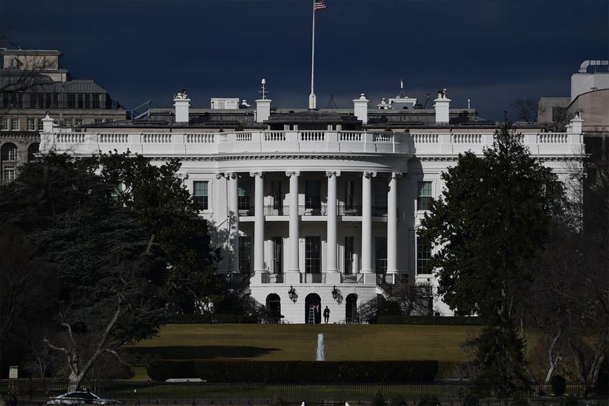 Секретная служба США ввела локдаун на территории Белого дома