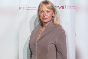 58-летняя Памела Андерсон назвала неожиданную причину, по которой она отказалась от использования макияжа
