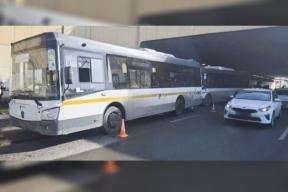 Столкновение пассажирских автобусов в Москве — девять пассажиров в больнице