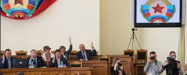 Вице-спикер парламента ЛНР Хорошилов: Украина должна добровольно отвести войска