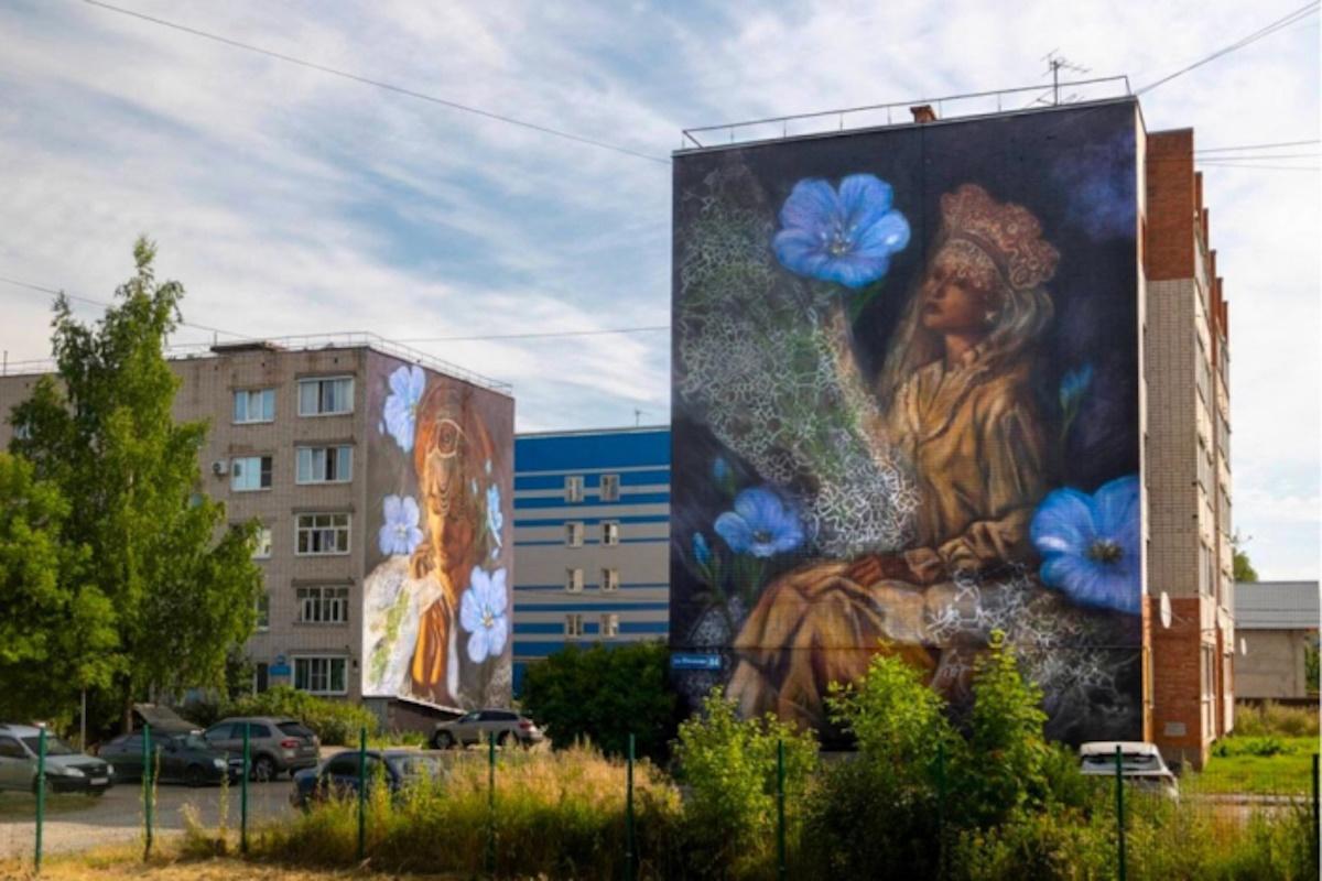 Более сотни новых муралов подарили Вологде участники фестиваля «Палисад-2025»