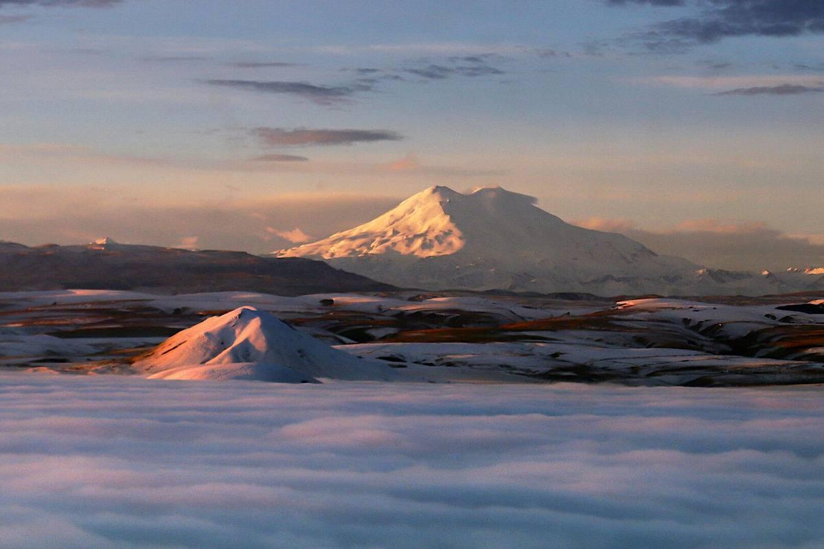Трагический инцидент в Даочэн-Ядин: женщина скончалась во время похода из-за горной болезни